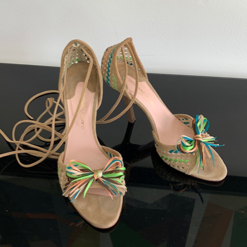 Emanuel Ungaro tan suede heels size 7